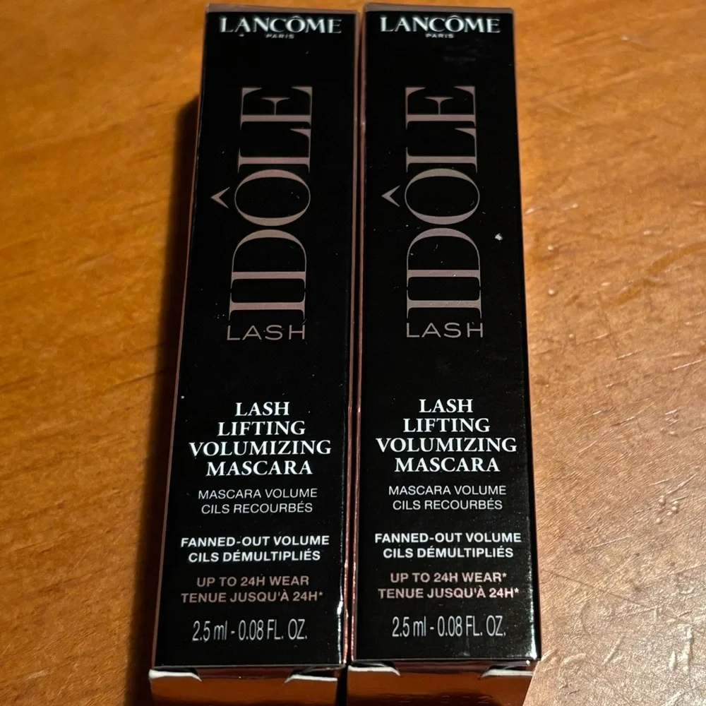 2 Lancôme Lash Idole Volumizing Mascaras
